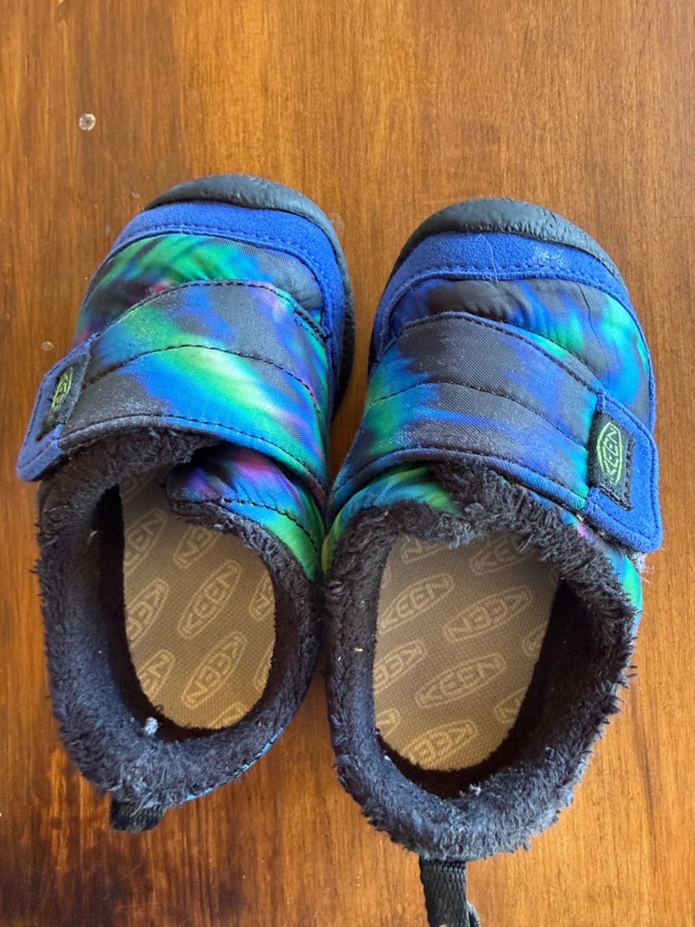 Keen Kids Blue and Green Tie-Dye Slip-On Slippers with Black Trim